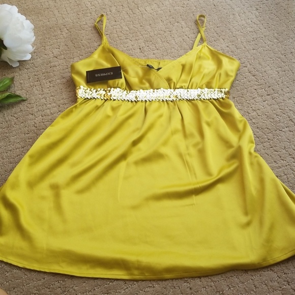 Beautiful, soft Express Top - Picture 4 of 6